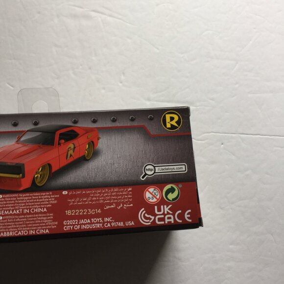 NEW Gotham Knights Red Hood Funko Pop Figure #891 & Robin with 1969 Chevy Camaro - Picture 13 of 14